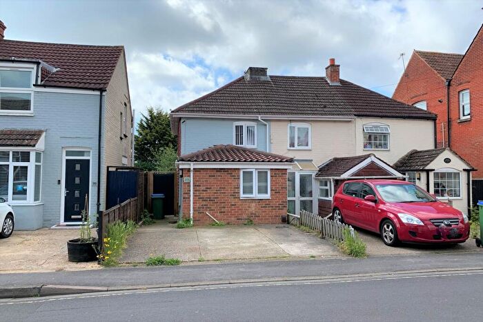 2 Bedroom House To Rent In Gordon Road, Fareham, PO16