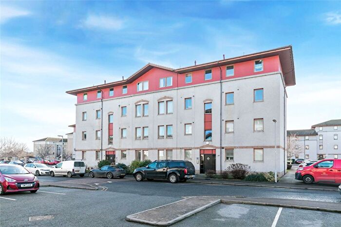 2 Bedroom Flat To Rent In Bloomfield Court, Aberdeen, AB10