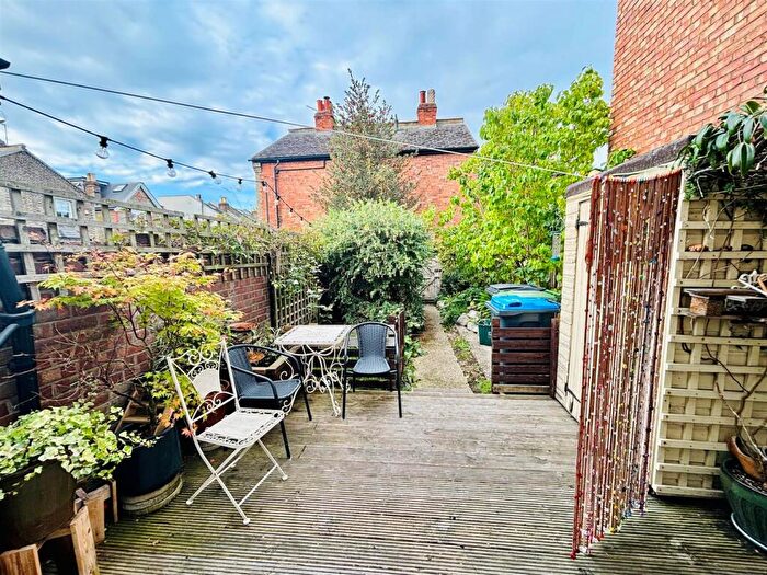 1 Bedroom Apartment To Rent In Elm Road, New Malden, KT3