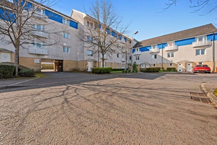 2 Bedroom Flat To Rent In Netherton Gardens, Anniesland, Glasgow, G13