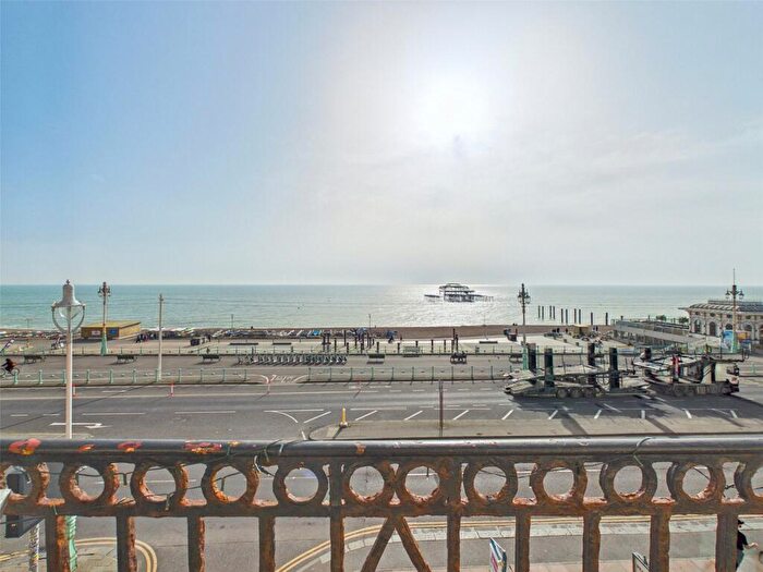 3 Bedroom Apartment To Rent In Kings Road, Brighton, East Sussex, BN1