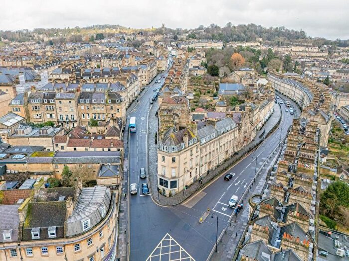 1 Bedroom Flat For Sale In Fountain Buildings, Bath, BA1