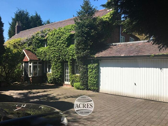 4 Bedroom Detached House For Sale In Station Approach, Sutton Coldfield, B74