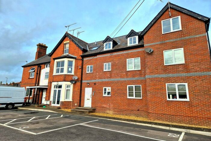 1 Bedroom Apartment To Rent In Caversham, Reading, RG4