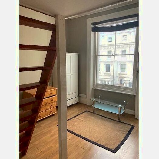 Studio To Rent In Prince's Square, Notting Hill, London, W2