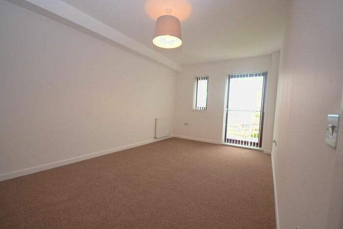 2 Bedroom Flat To Rent In Citypark Way, Edinburgh, EH5
