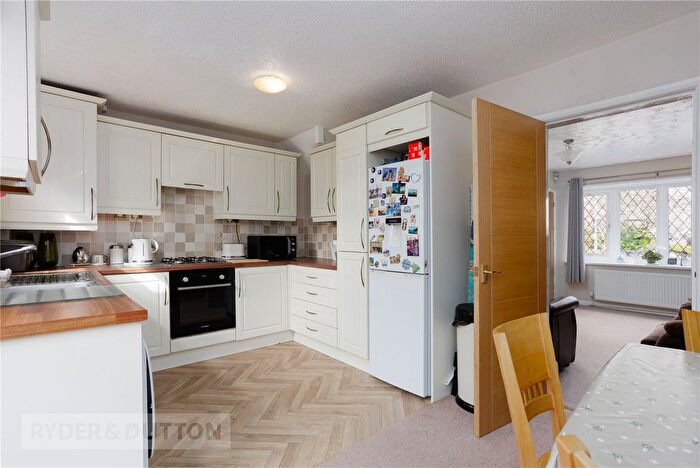 2 Bedroom End Of Terrace House For Sale In Chellow Dene, Mossley, OL5