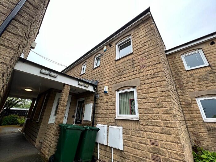 1 Bedroom Flat To Rent In Brunel Close, Scotchman Road, Bradford, West Yorkshire, BD9
