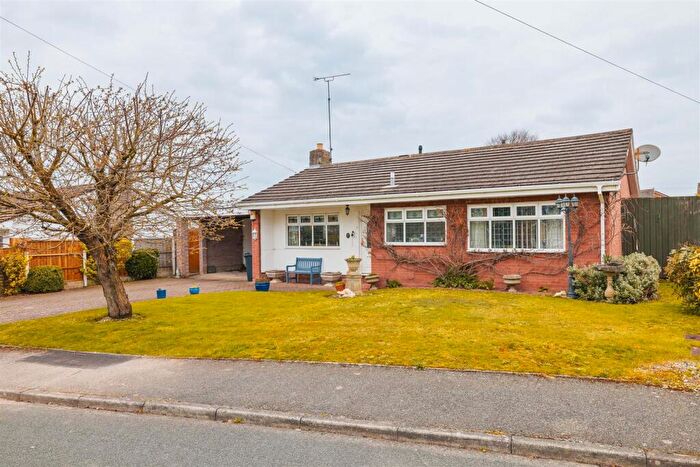 2 Bedroom Detached Bungalow For Sale In The Looms, Parkgate, Neston, Cheshire, CH64