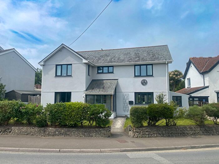 5 Bedroom Detached House For Sale In Hillhead, Stratton, EX23