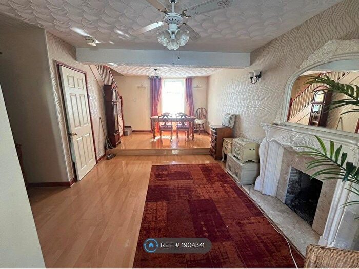 2 Bedroom Terraced House To Rent In Miskin Road, Tonypandy, CF40