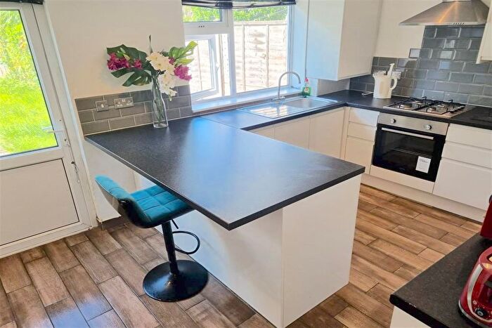 2 Bedroom Terraced House To Rent In Pembroke Road, Selhurst, SE25