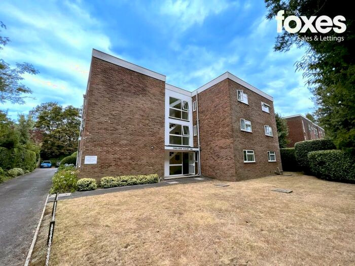 2 Bedroom Flat To Rent In Treloen Court, Wellington Road, BH8