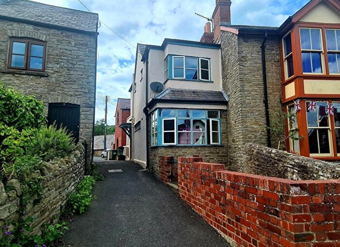 2 Bedroom End Of Terrace House To Rent In Victoria Road, Kington, HR5