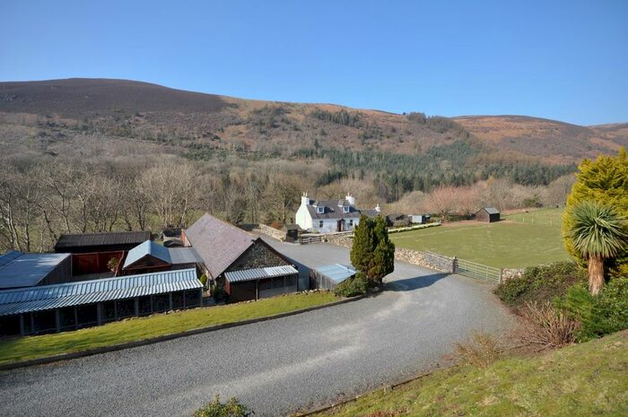 2 Bedroom Detached House For Sale In Boarding Kennels &amp; Cattery, Ballantrae, KA26