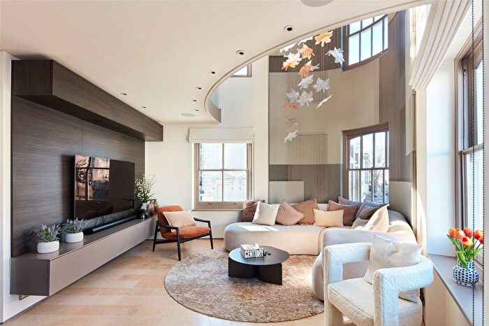 3 Bedroom Flat To Rent In Kensington Park Road, London, W11