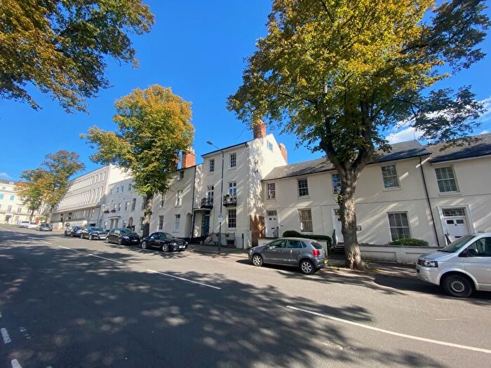 1 Bedroom Flat To Rent In Portland Street, Leamington Spa, CV32