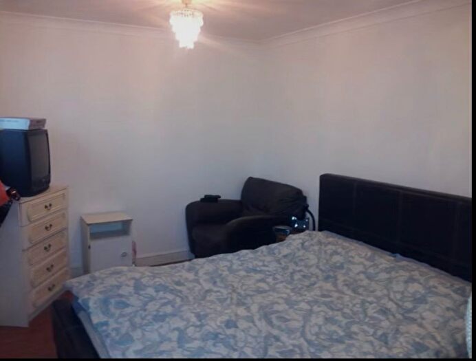 3 Bedroom Terraced House To Rent In Wykes Green, Basildon, Essex, SS14