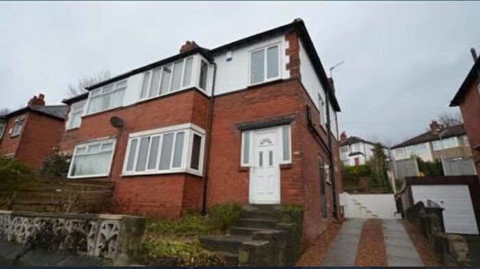 3 Bedroom House To Rent In Burley Road, Leeds, LS4