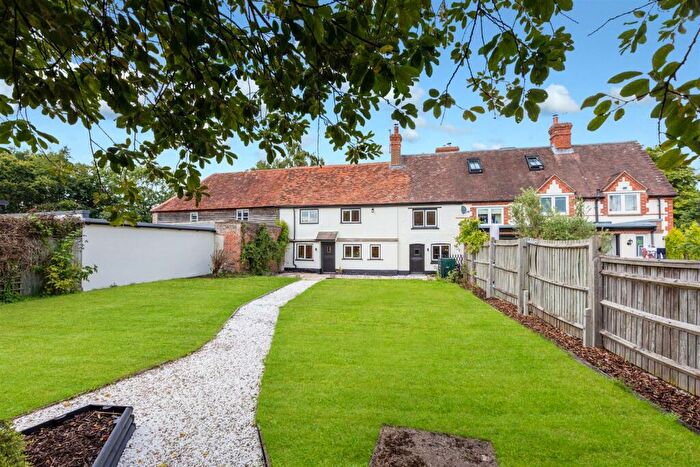 3 Bedroom Terraced House For Sale In Thame Road, Warborough, Wallingford, OX10