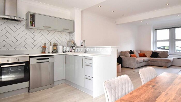3 Bedroom Terraced House For Sale In Herbert Road, Bromley, BR2
