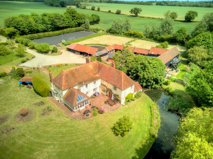 4 Bedroom Detached House For Sale In Newarks Road, Good Easter, Chelmsford, Essex, CM1