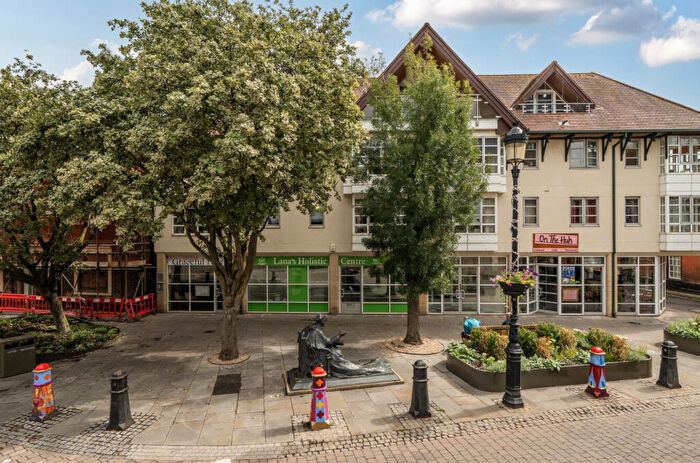 2 Bedroom Apartment For Sale In St. Peters Street, Ipswich, Suffolk, IP1