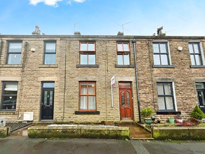 3 Bedroom Cottage For Sale In Bolton Road, Edgworth, BL7