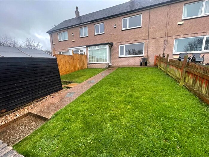 3 Bedroom House To Rent In Gwylfa Terrace, Llysfaen, LL22