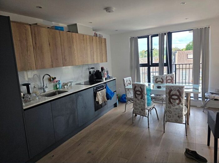 1 Bedroom Flat To Rent In Grange Road, London, E13