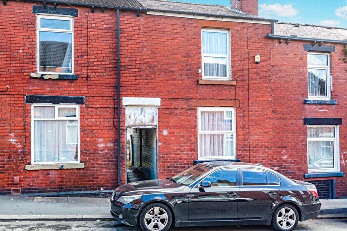 2 Bedroom Terraced House For Sale In Ellerton Road, Sheffield, S5