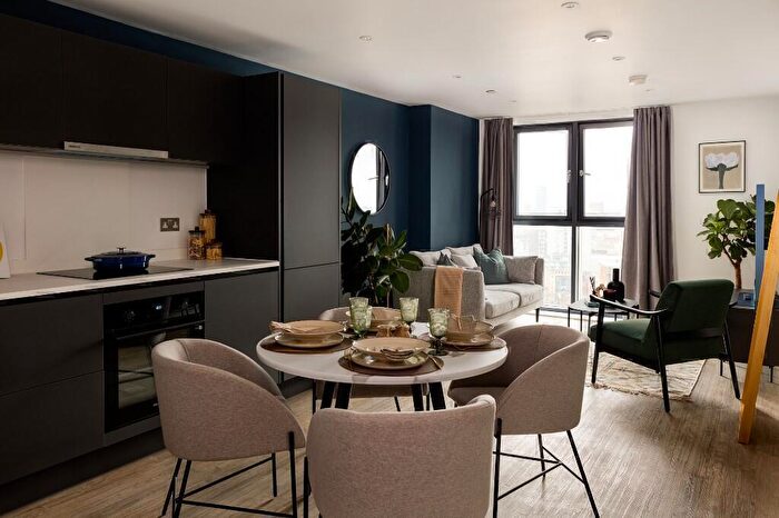 2 Bedroom Flat To Rent In Flat, Swan Street House, Swan Street, Manchester, M4