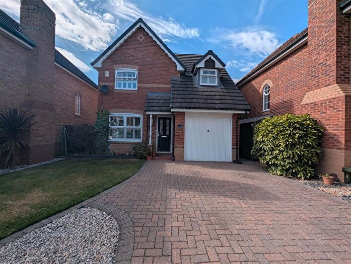 3 Bedroom Detached House For Sale In Helmsdale Close, Darlington, DL1