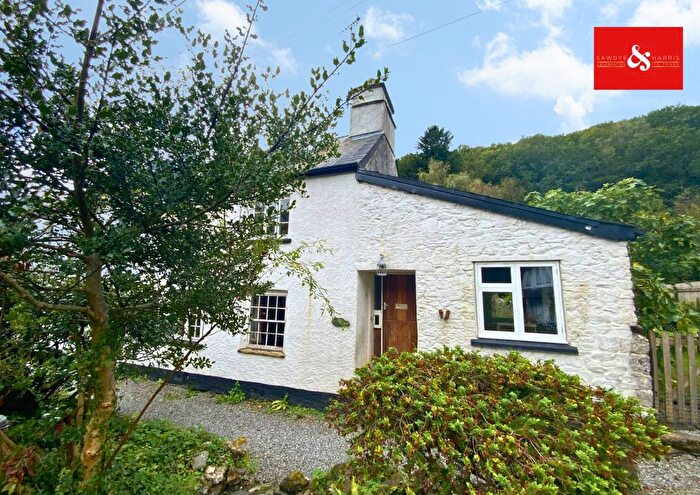 2 Bedroom Cottage For Sale In Higher Coombe, Buckfastleigh, TQ11