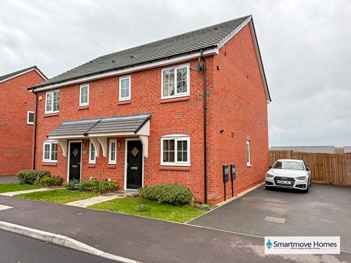 3 Bedroom Semi Detached House For Sale In Aqueduct Drive, Ripley, DE5