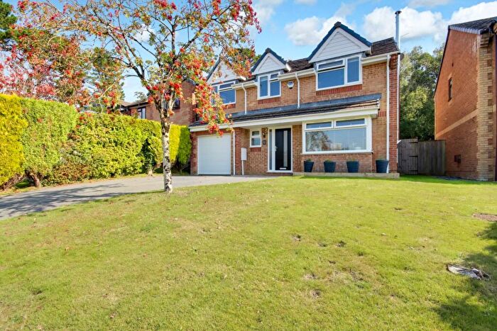 4 Bedroom Detached House For Sale In Kingfisher Drive, Barnstaple, Devon, EX32