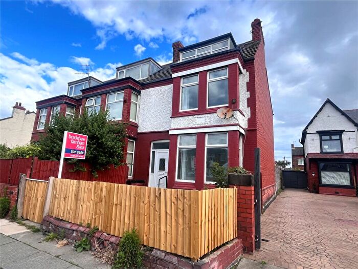 3 Bedroom Semi Detached House For Sale In Leasowe Road, Wallasey, Merseyside, CH45