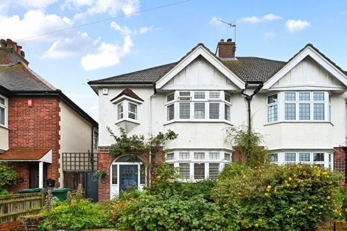4 Bedroom Semi-Detached House To Rent In Reigate Road, Brighton, BN1