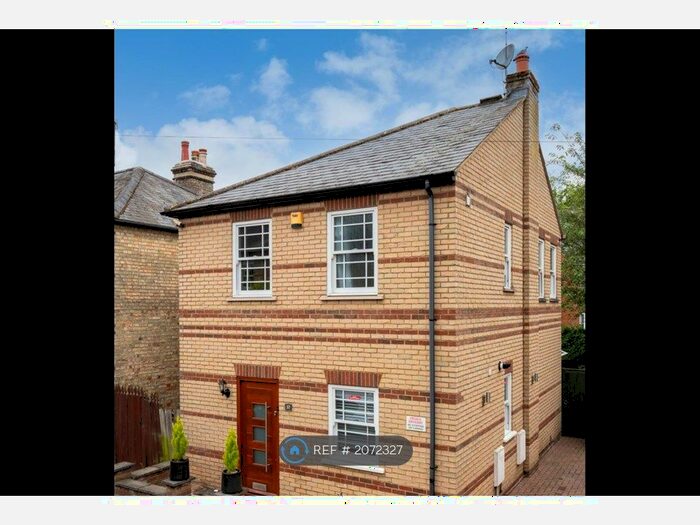2 Bedroom Detached House To Rent In Oster Street, St. Albans, AL3