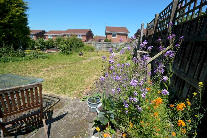 3 Bedroom Flat To Rent In Benton Park Road, Newcastle Upon Tyne, NE7