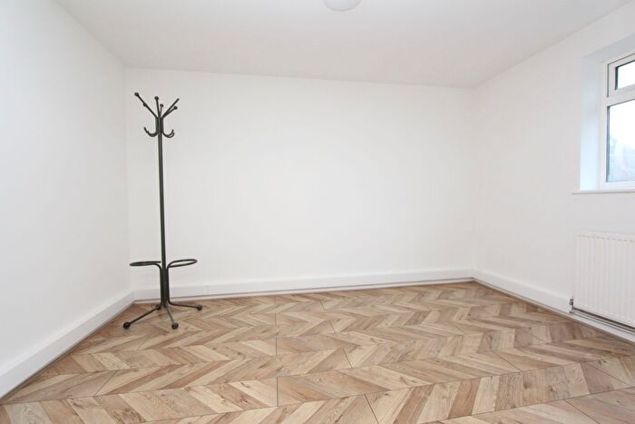 1 Bedroom Flat To Rent In Pinner Road, Harrow, HA1