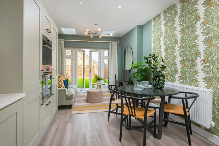 4 Bedroom Detached House For Sale In Gault Way, Leighton Buzzard, LU7