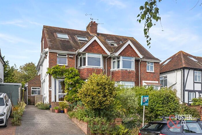 4 Bedroom Semi-Detached House For Sale In Redhill Drive, Brighton, BN1