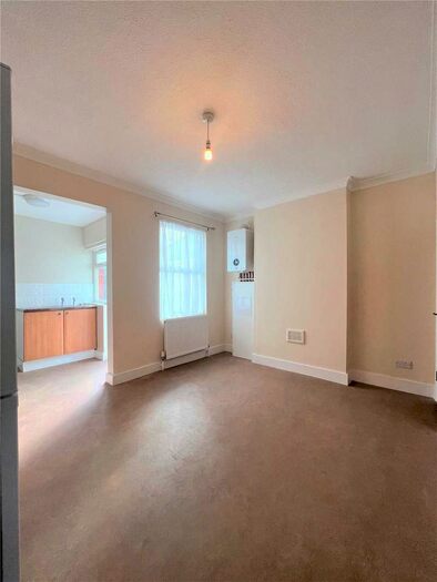 2 Bedroom Terraced House To Rent In Grove Road, Mitcham, CR4