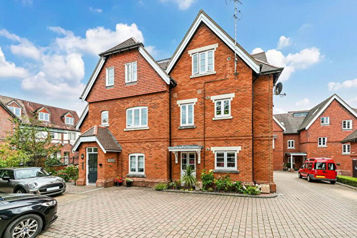 1 Bedroom Apartment For Sale In Gosport Lane, Lyndhurst, SO43