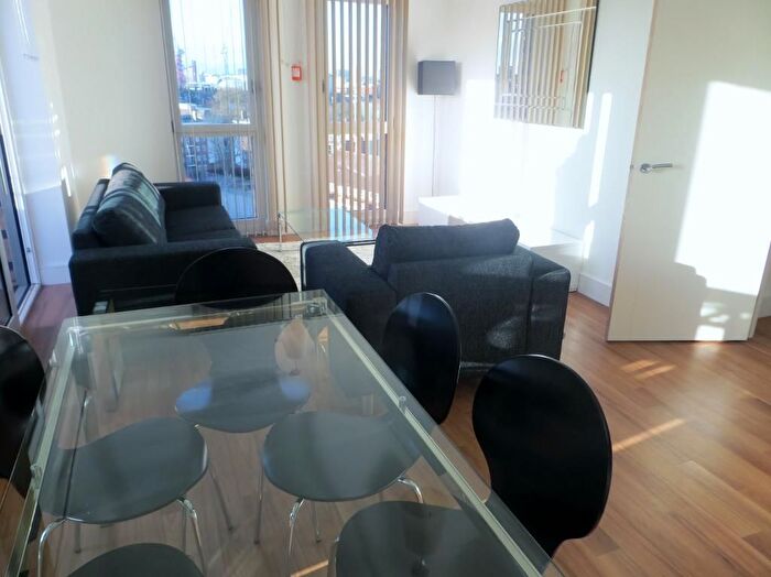 2 Bedroom Flat To Rent In Ivy Point, Hannaford Walk, London, E3