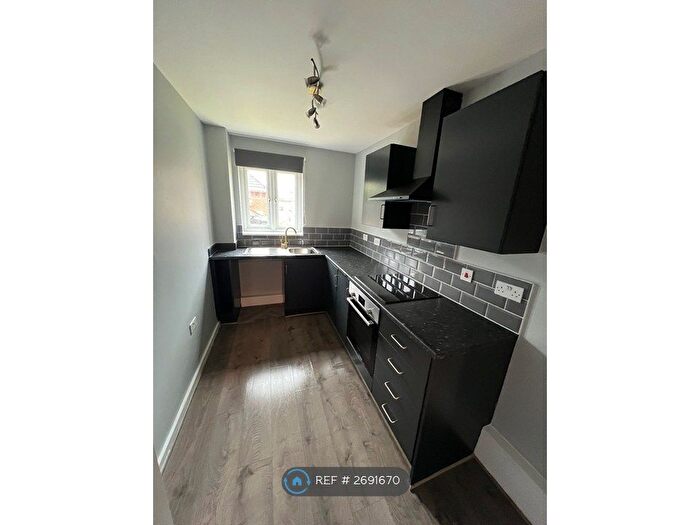 2 Bedroom Flat To Rent In Atlantic Way, Derby, DE24