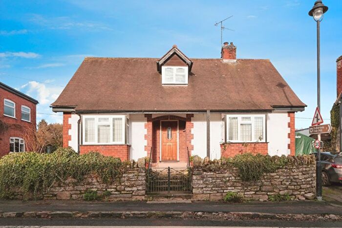 4 Bedroom Detached Bungalow For Sale In High Street, Pembridge, Leominster, HR6