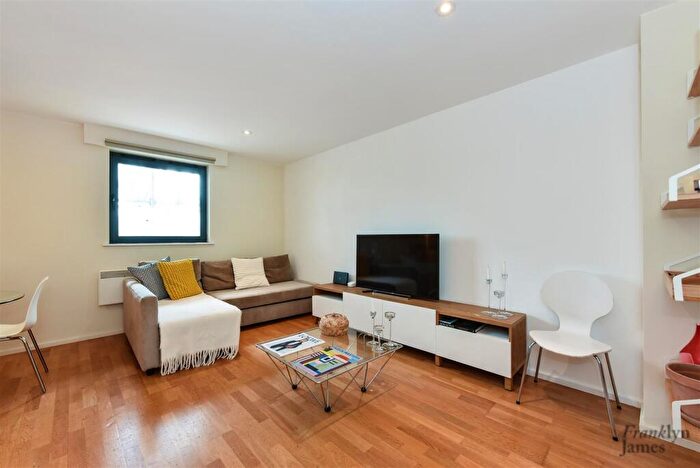 2 Bedroom Apartment To Rent In Arta House, Devonport Street, London, E1