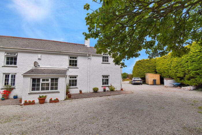 3 Bedroom Semi-Detached House For Sale In Mithian Downs, St. Agnes, TR5